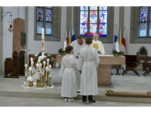 Feier der 1. Heiligen Kommunion in Sankt Crescentius (Foto: Karl-Franz Thiede)